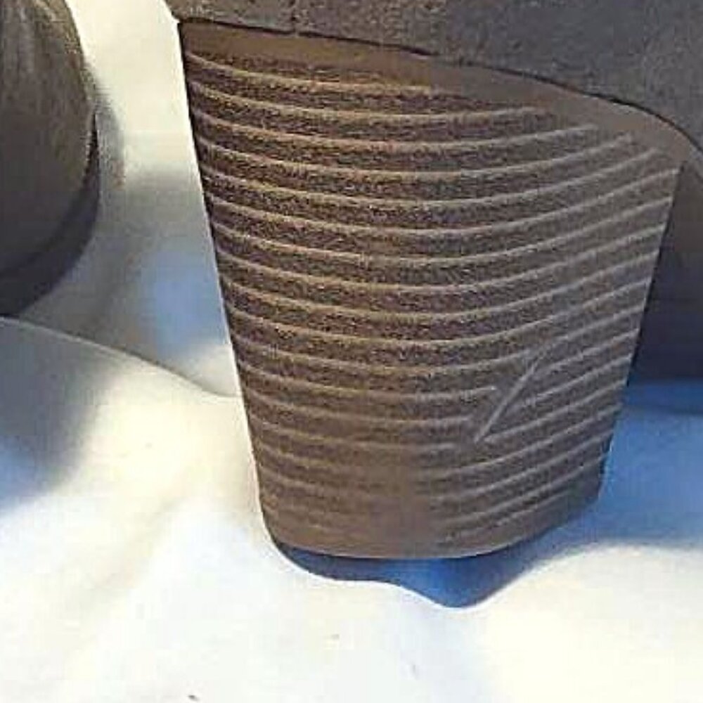 Womens Sz. 9 Ankle Booties 4in heel - Picture 4 of 12